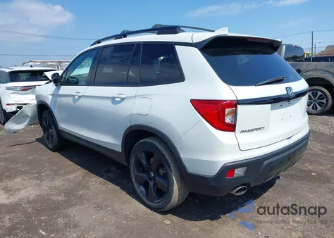 2021 Honda Passport Awd Elite z USA, uszkodzony, nr VIN 5FNYF8H08MB028138